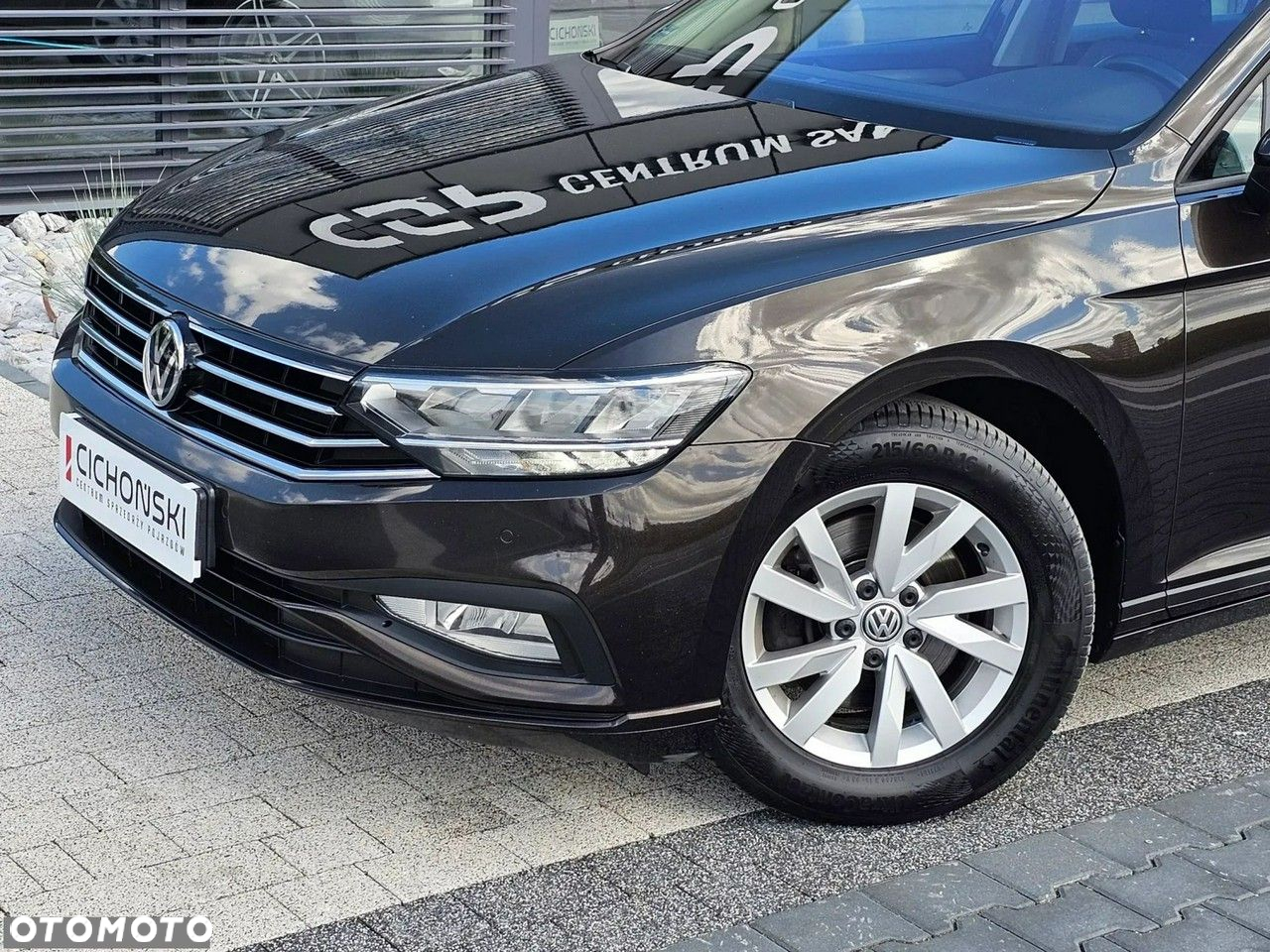 Volkswagen Passat - 14