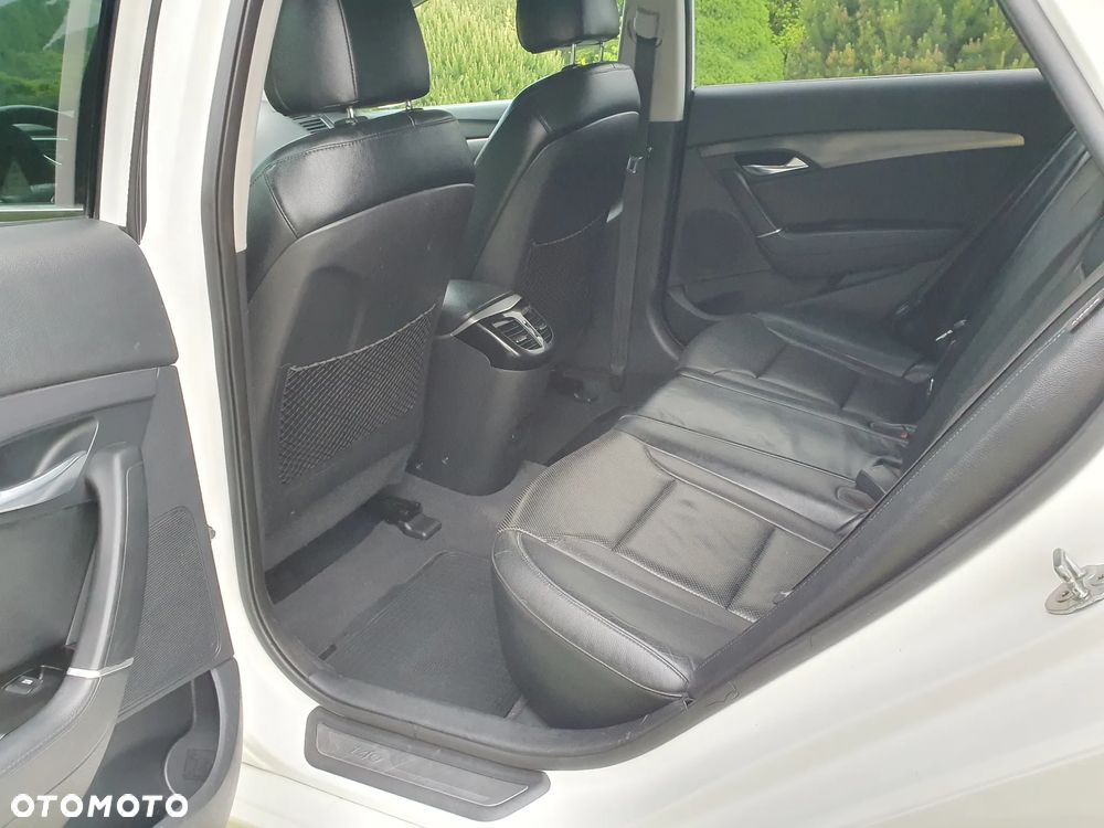 Hyundai i40 Kombi blue 1.6 Trend - 20