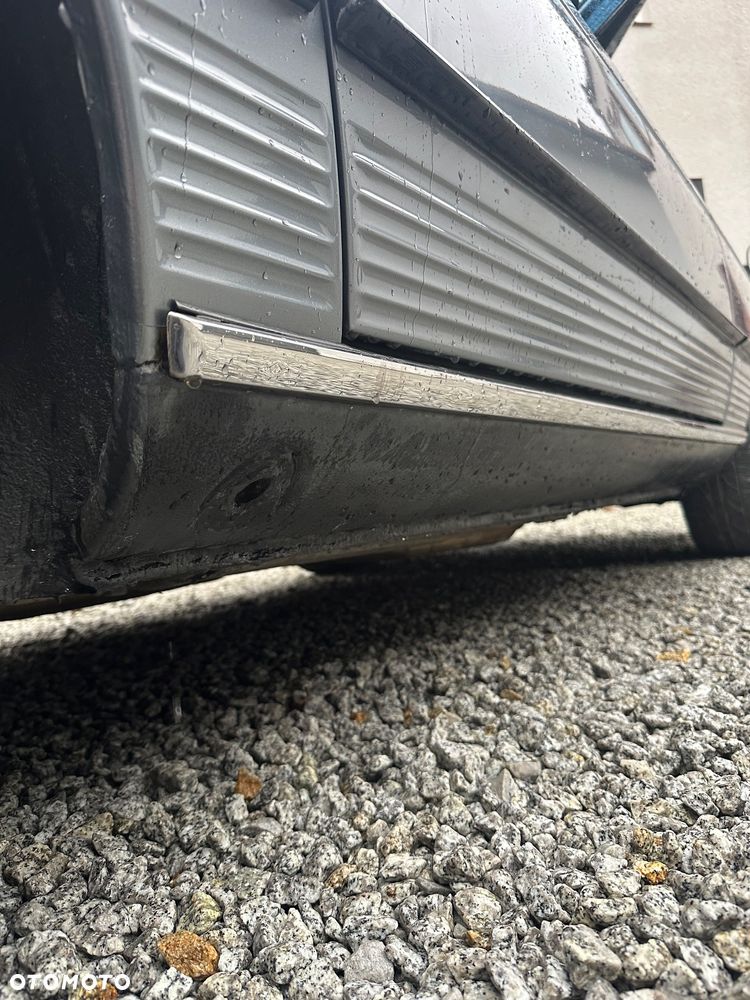 Mercedes-Benz SL - 16