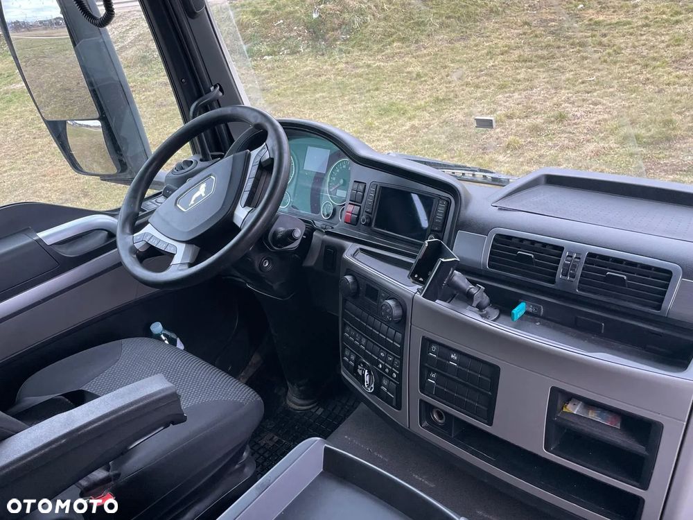 MAN TGS 35.460 - 10