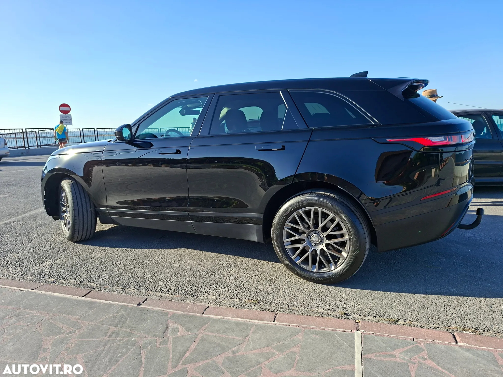 Land Rover Range Rover Velar 2.0 R-Dynamic SE - 6