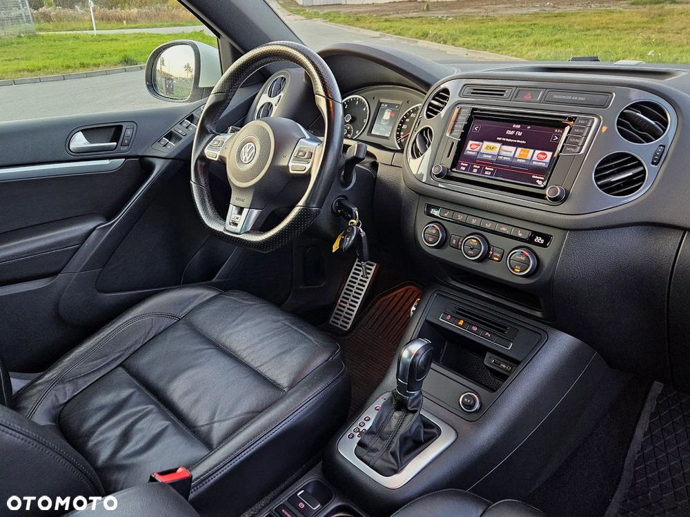 Volkswagen Tiguan 2.0 TDI SCR 4MOTION BlueMotion Technology DSG Sport & Style - 10