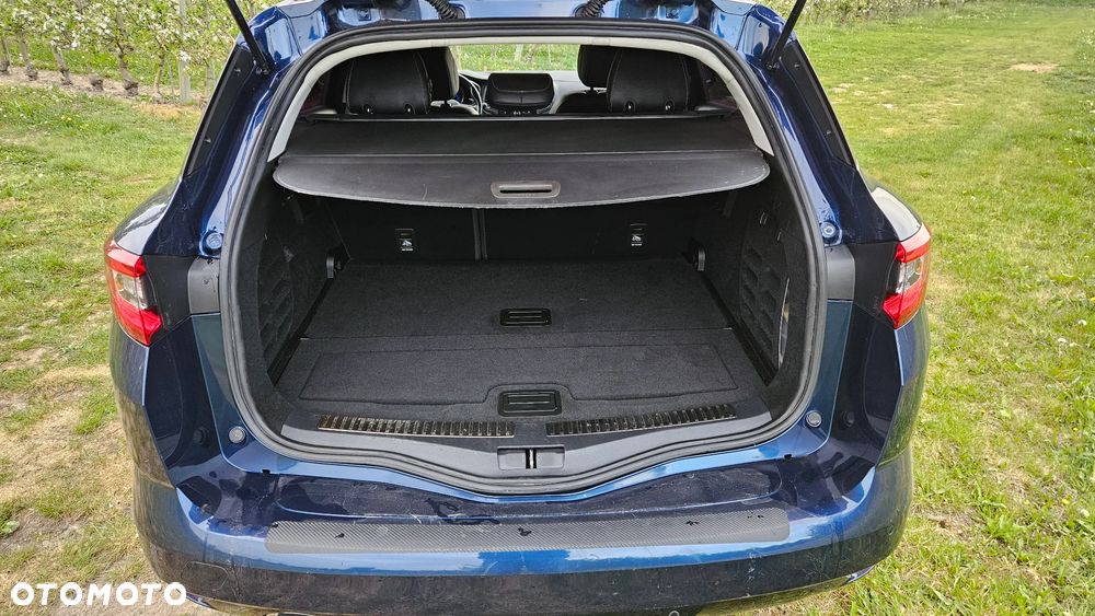 Renault Megane 1.5 Blue dCi Intens - 14