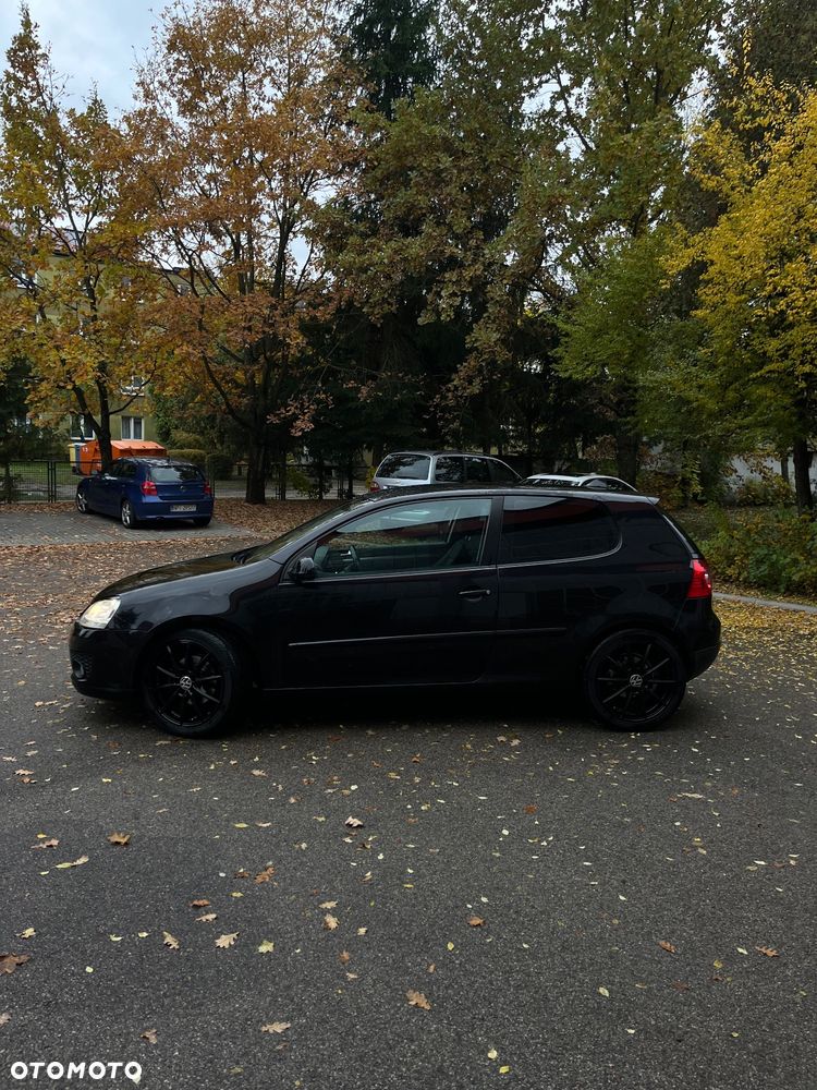 Volkswagen Golf V 2.0 TDI 4Mot Sportline - 2