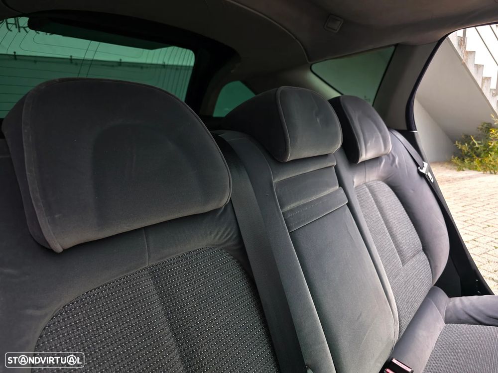 Peugeot 407 SW 1.6 HDi Executive - 54