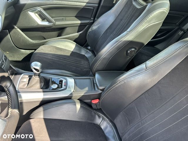 Peugeot 308 - 25