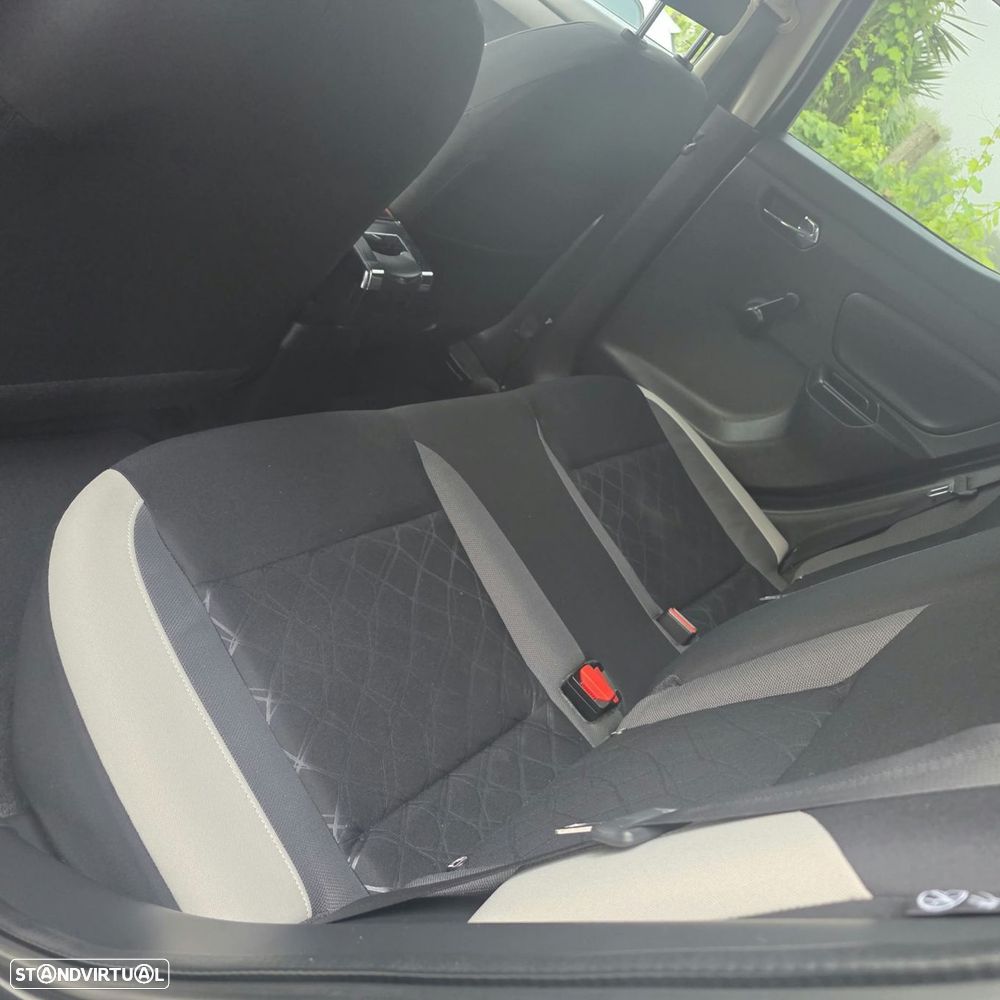 Nissan Micra 0.9 IG-T BOSE Limited Edition S/S - 32