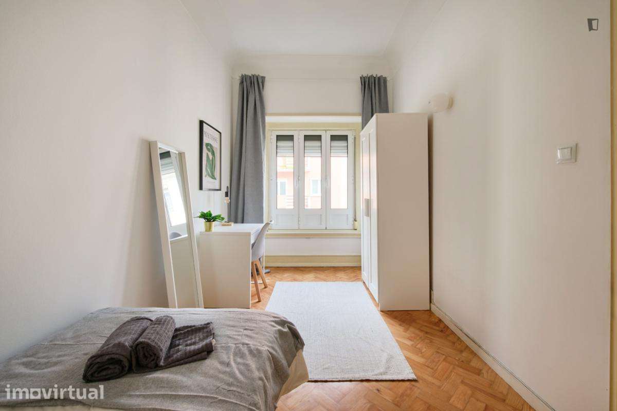 Quarto - localizado em Entrecampos Lisbon - Grande imagem: 4/49