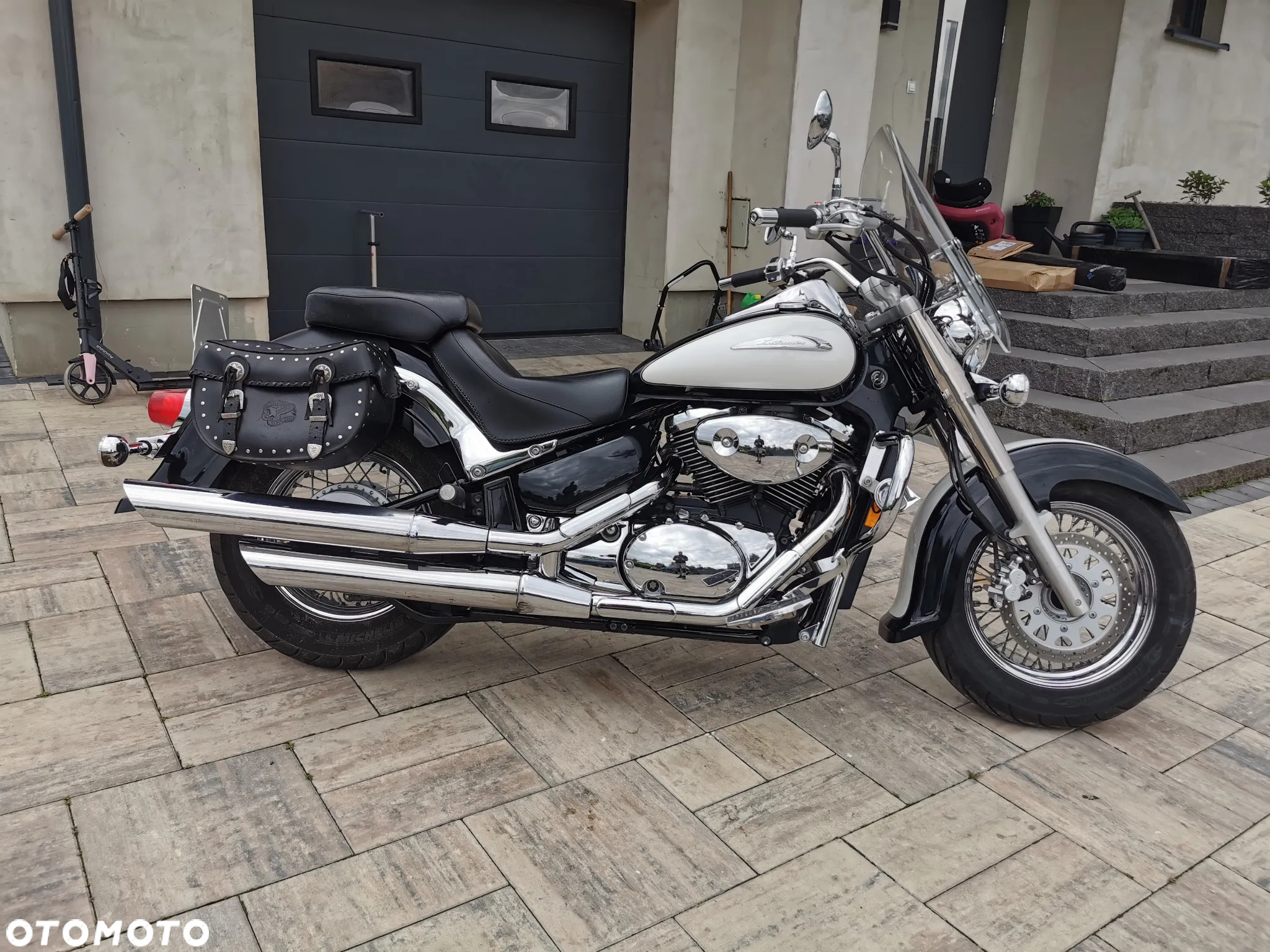 Suzuki VL 800 Volusia - 2