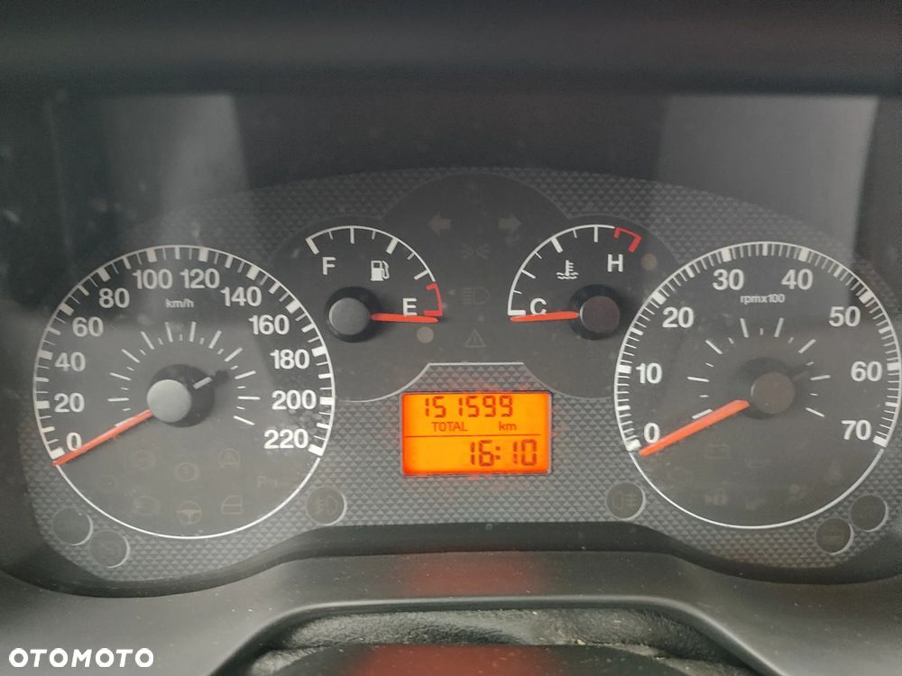 Fiat Grande Punto 1.2 8V Active - 5
