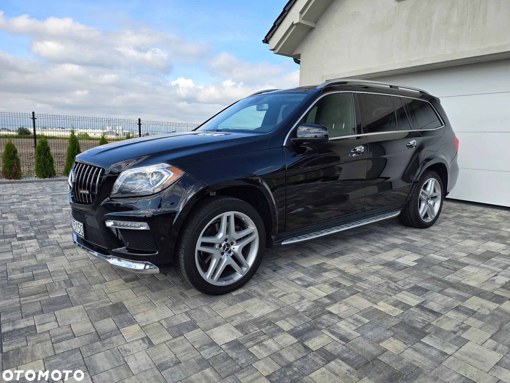 Mercedes-Benz GL 500 4Matic (BlueEFFICIENCY) 7G-TRONIC - 2