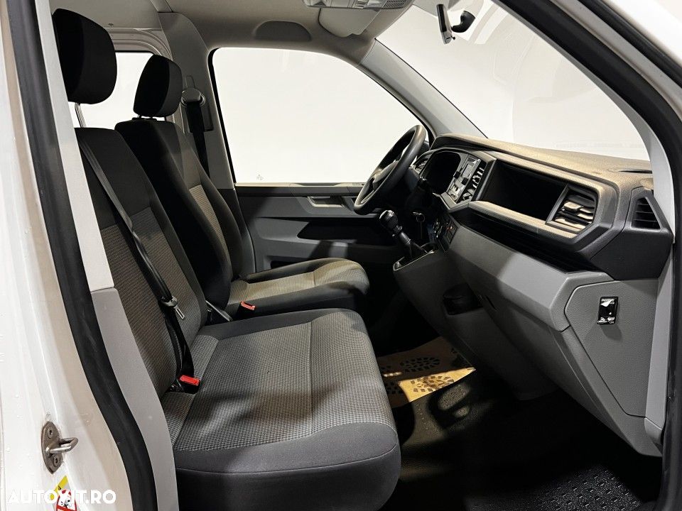 Volkswagen Transporter - 9
