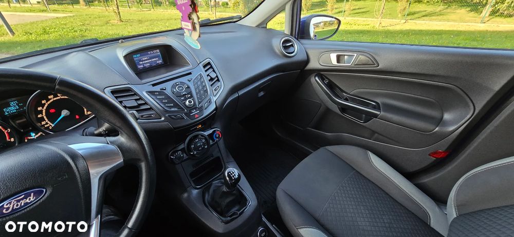 Ford Fiesta 1.0 EcoBoost S&S ST-LINE - 38