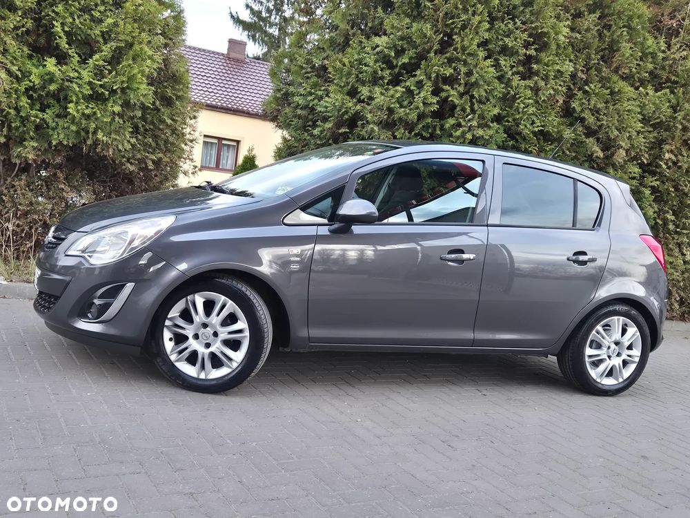 Opel Corsa 1.4 16V Satellite - 6