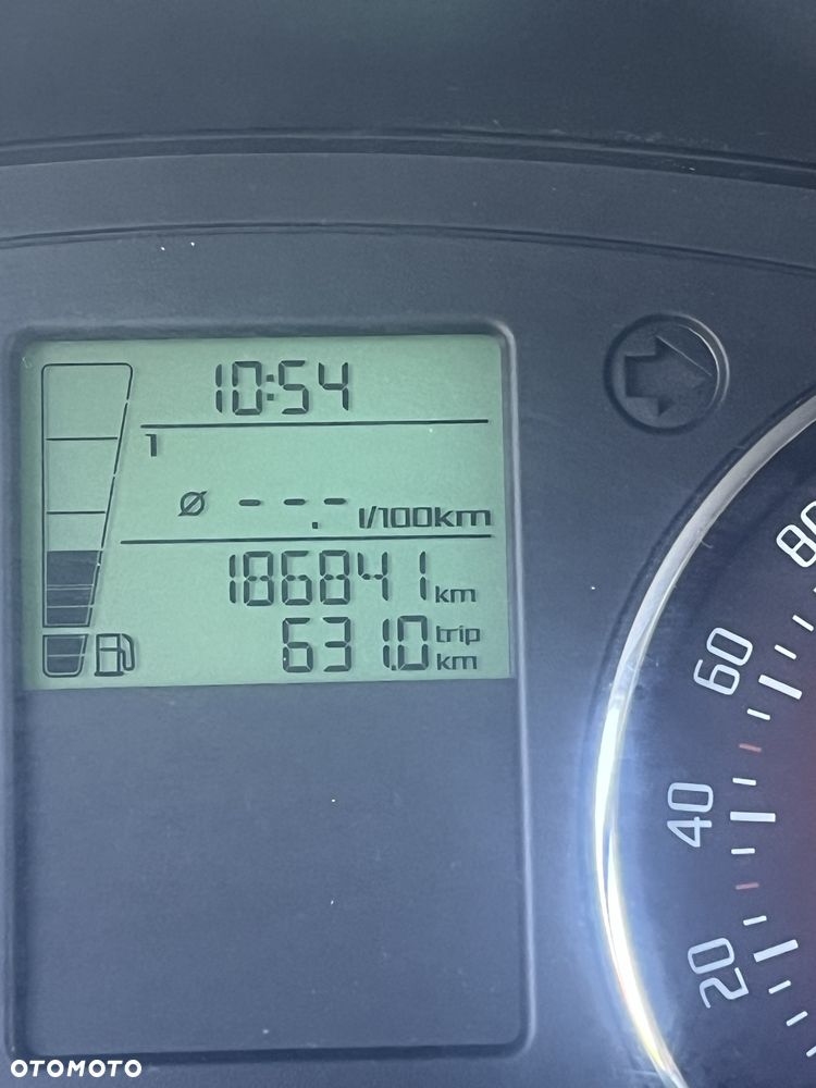 Skoda Fabia - 6