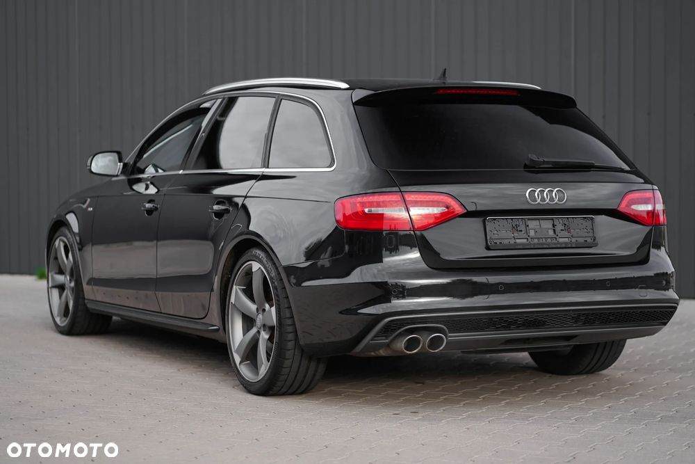 Audi A4 Avant 2.0 TDI DPF clean diesel S line Sportpaket - 13
