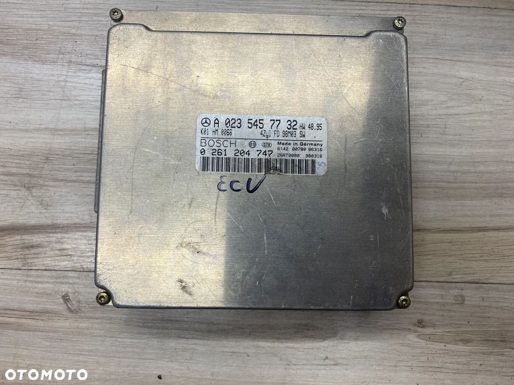 MODUŁ STEROWNIK KOMPUTER SILNIKA ECU MERCEDES A0235457732 0261204747 - 1