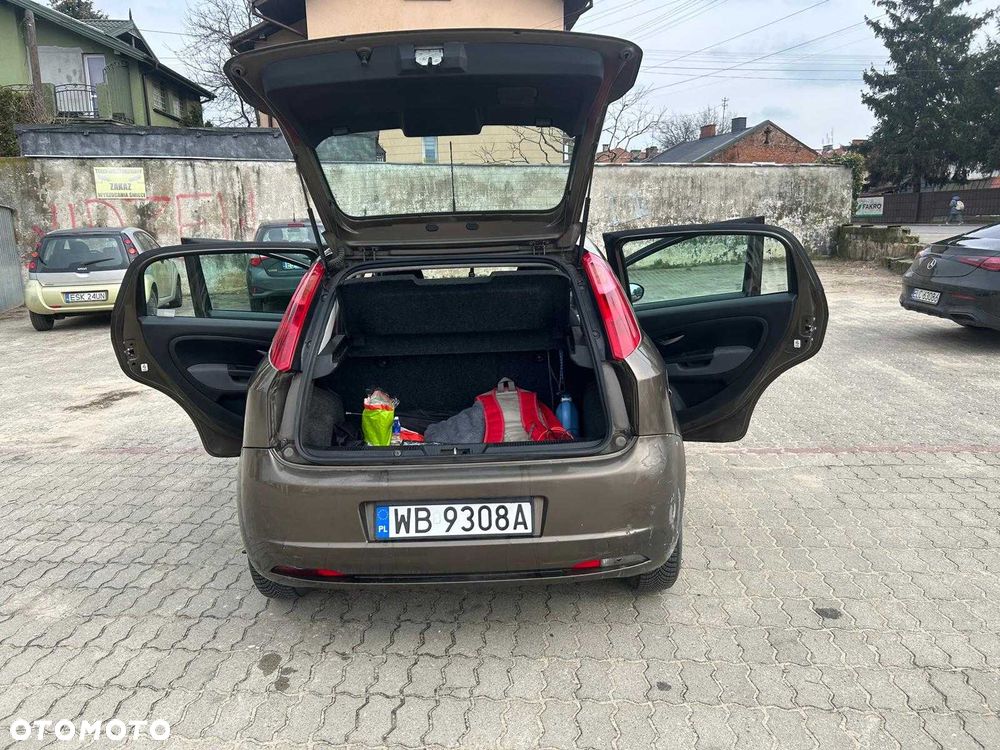 Fiat Grande Punto - 4