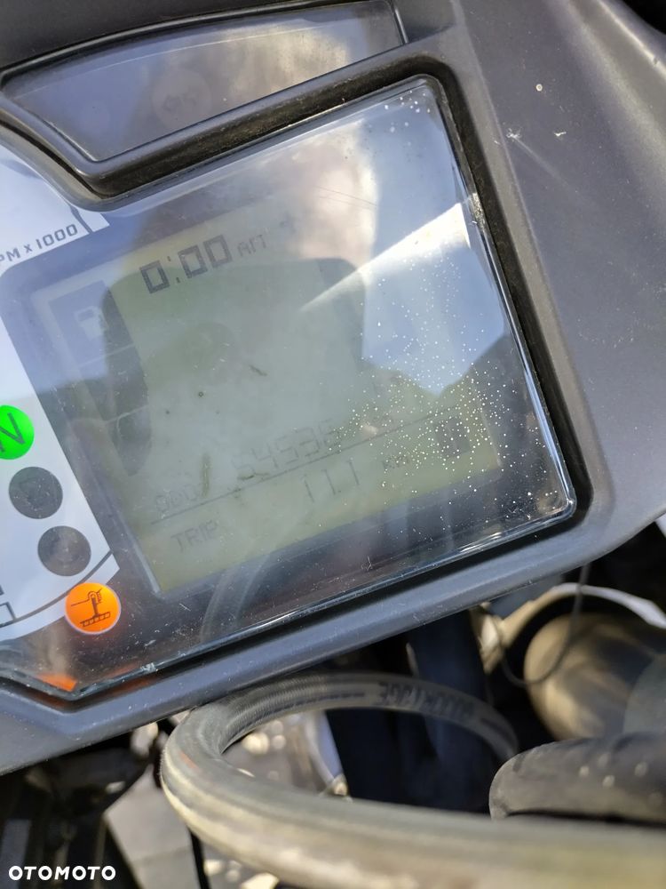 Moto Guzzi Stelvio - 9