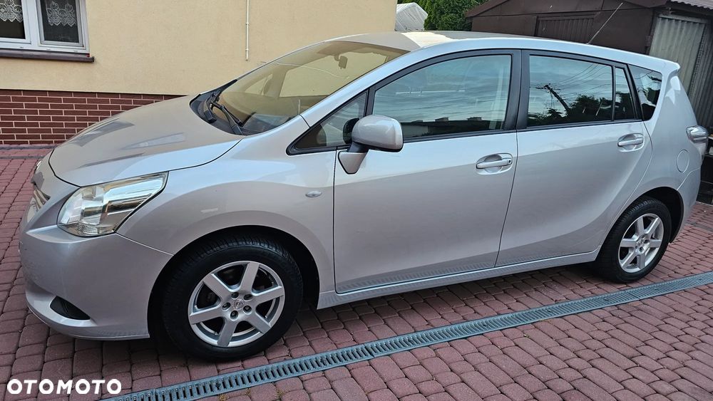 Toyota Verso 1.6 7-Sitzer Comfort - 14