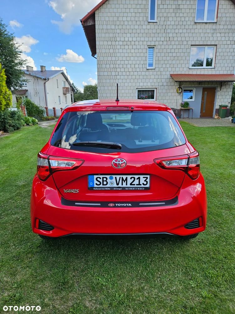 Toyota Yaris 1.0 VVT-i - 5