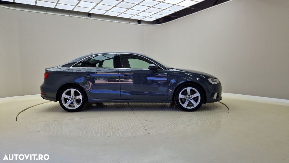 Audi A3 2.0 35 TDI S tronic quattro Sport - 5