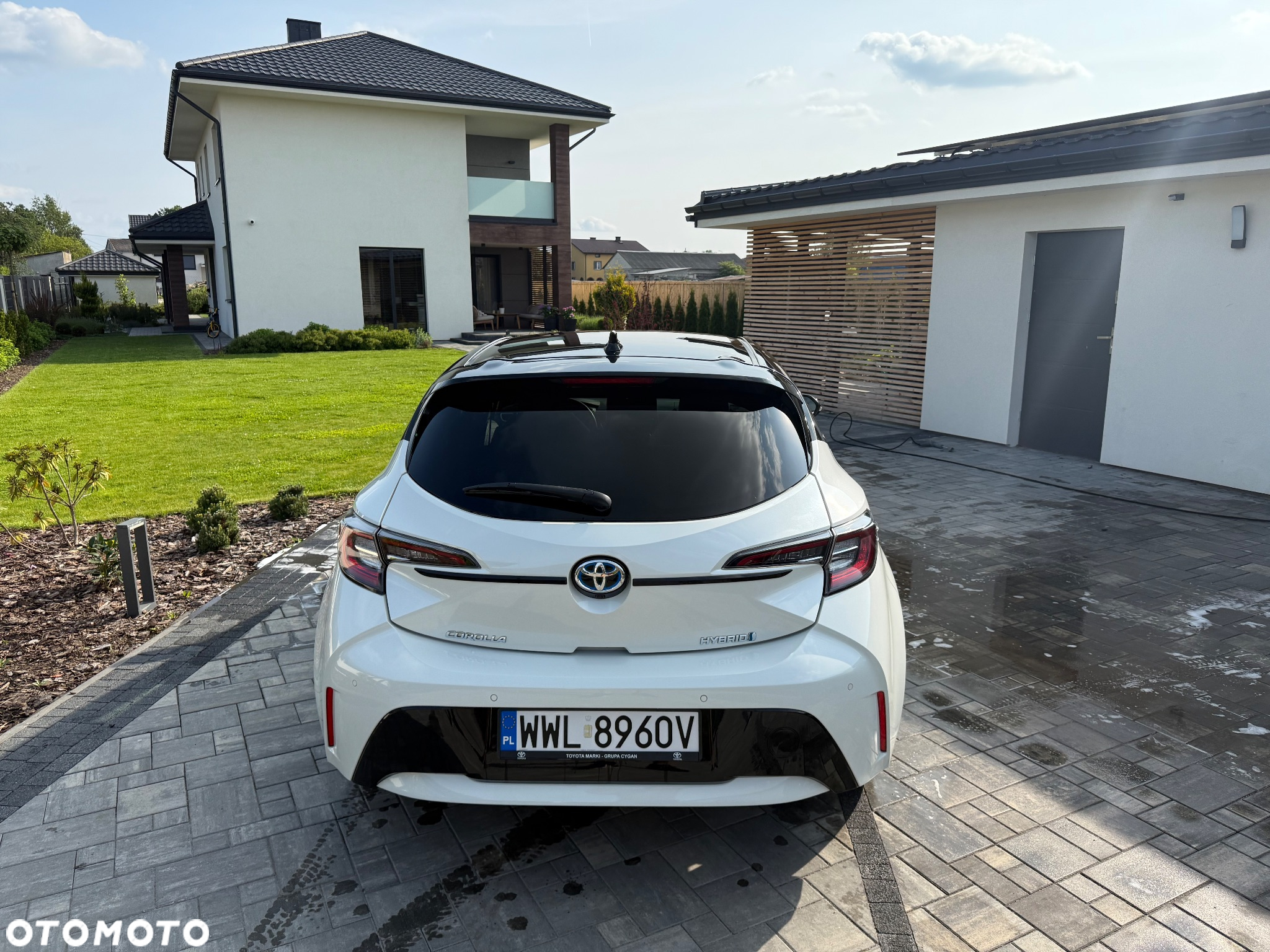 Toyota Corolla - 4