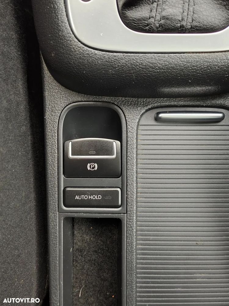 Volkswagen Tiguan - 19