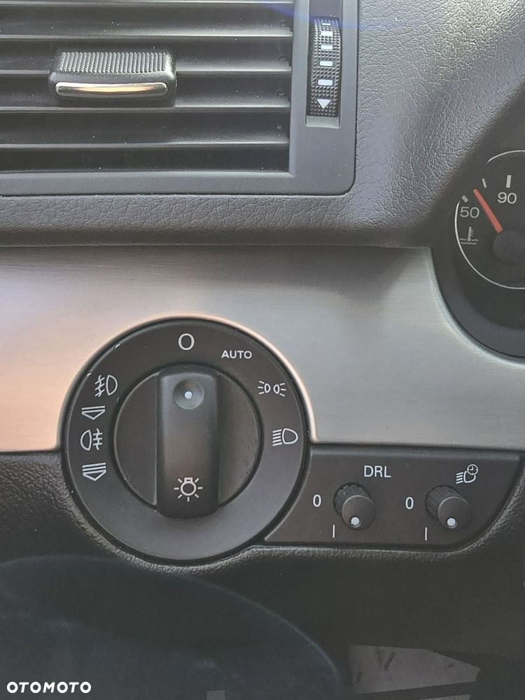 Audi A4 Avant - 31