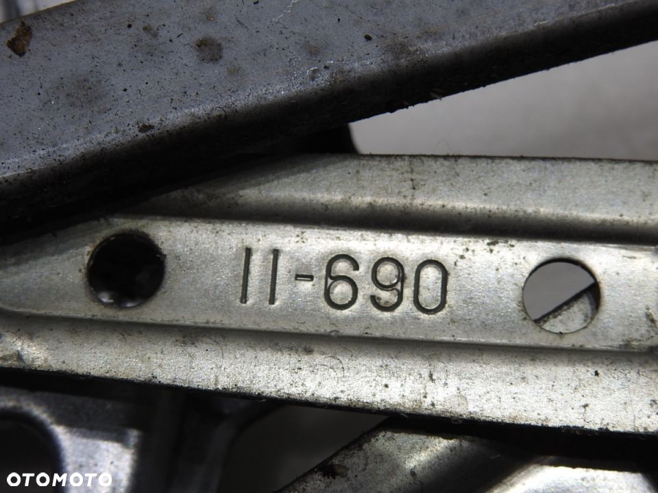 MECHANIZM SILNICZEK SZYBY LEWY TYŁ MITSUBISHI ASX - 10