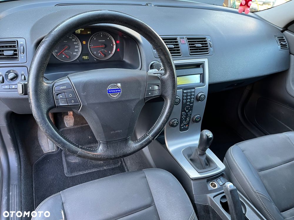 Volvo V50 2.0D - 10