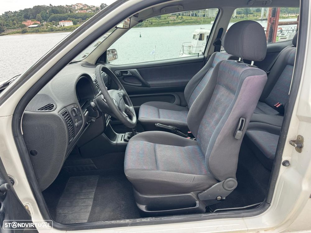 VW Polo 1.3 GL - 9
