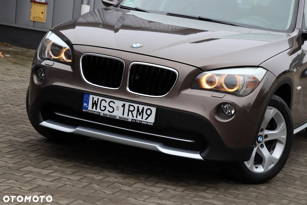 BMW X1 xDrive20d - 16