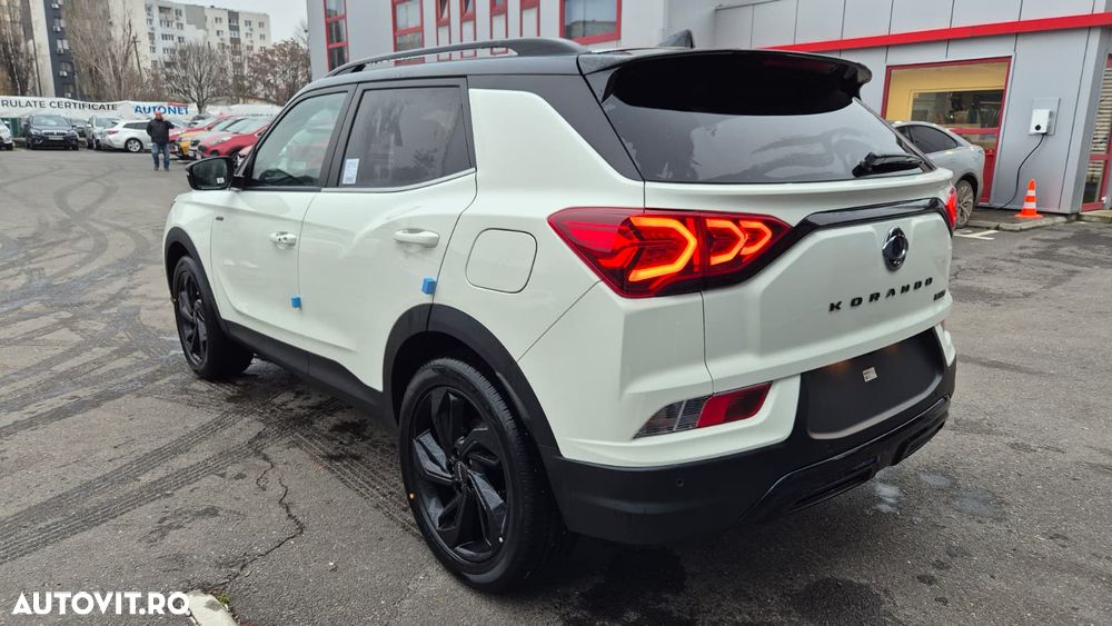 KG Mobility Korrando - 13