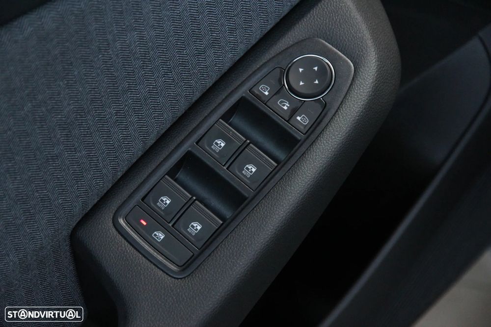 Renault Clio 1.0 TCe Techno Bi-Fuel - 12