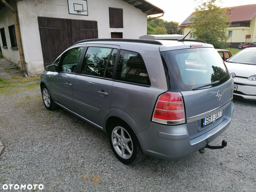Opel Zafira 1.9 CDTI Cosmo - 6