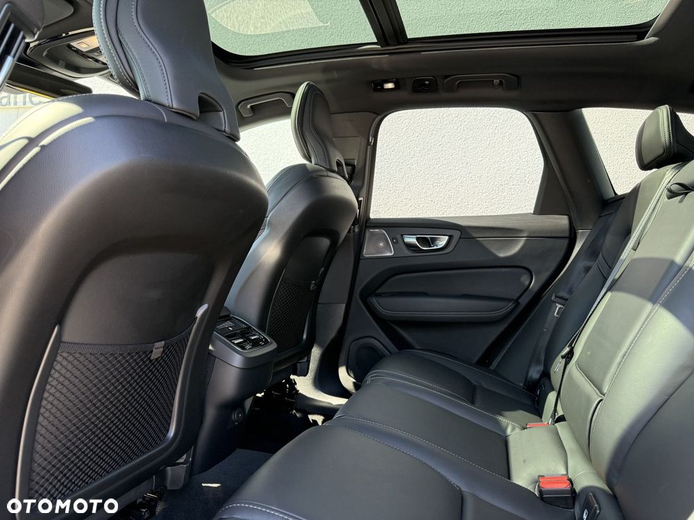 Volvo XC 60 - 16