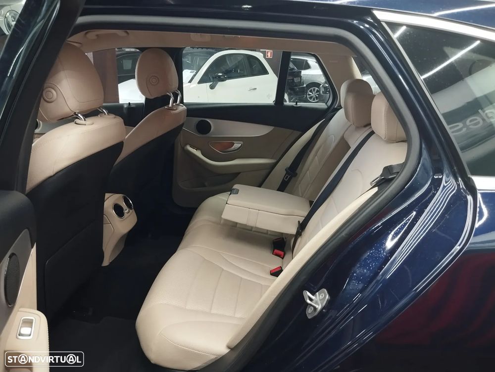 Mercedes-Benz C 300 de Avantgarde - 16