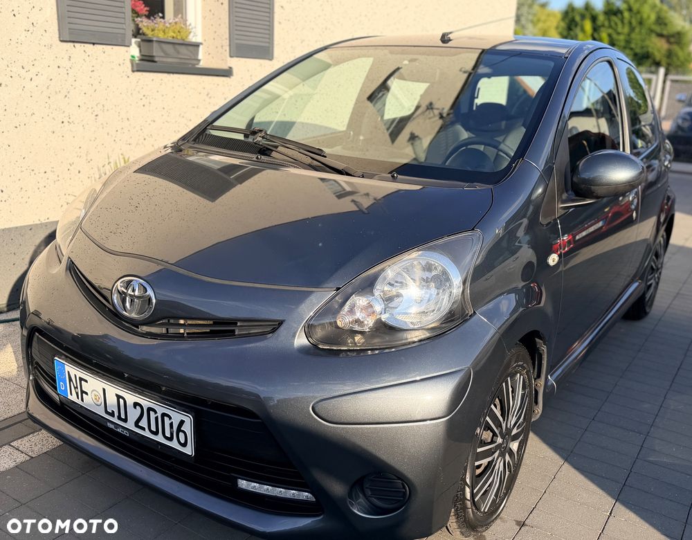 Toyota Aygo x-play - 10