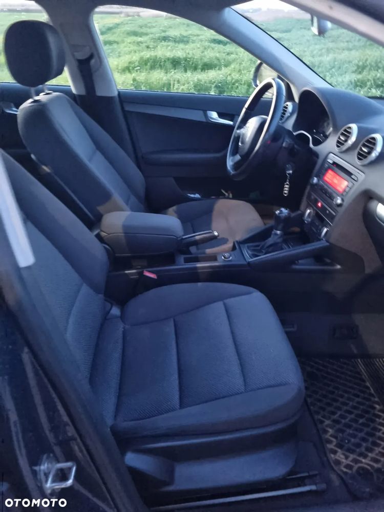 Audi A3 Sportback 1.6 Attraction - 13