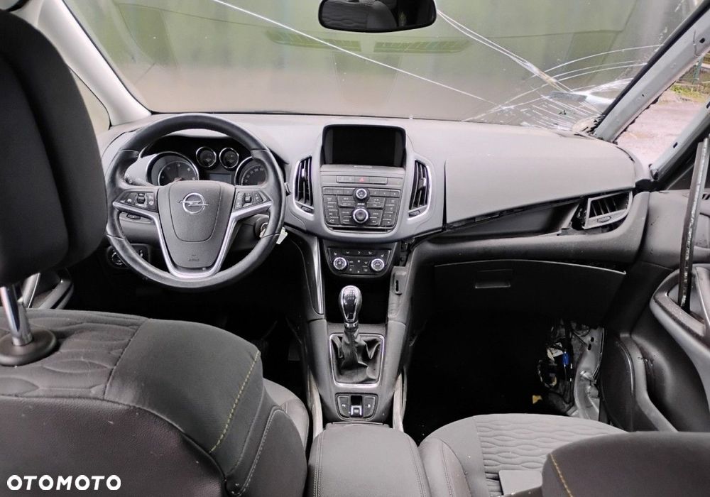Opel Zafira - 7