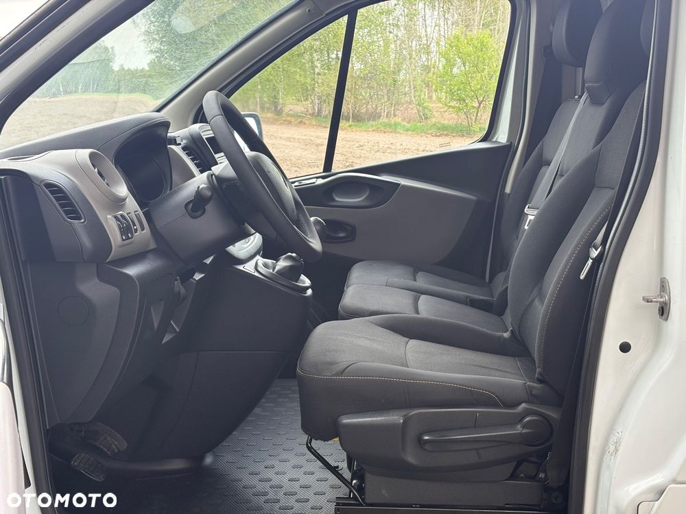 Renault Trafic - 8