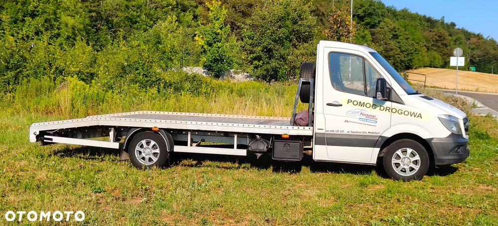 Mercedes-Benz Sprinter - 14