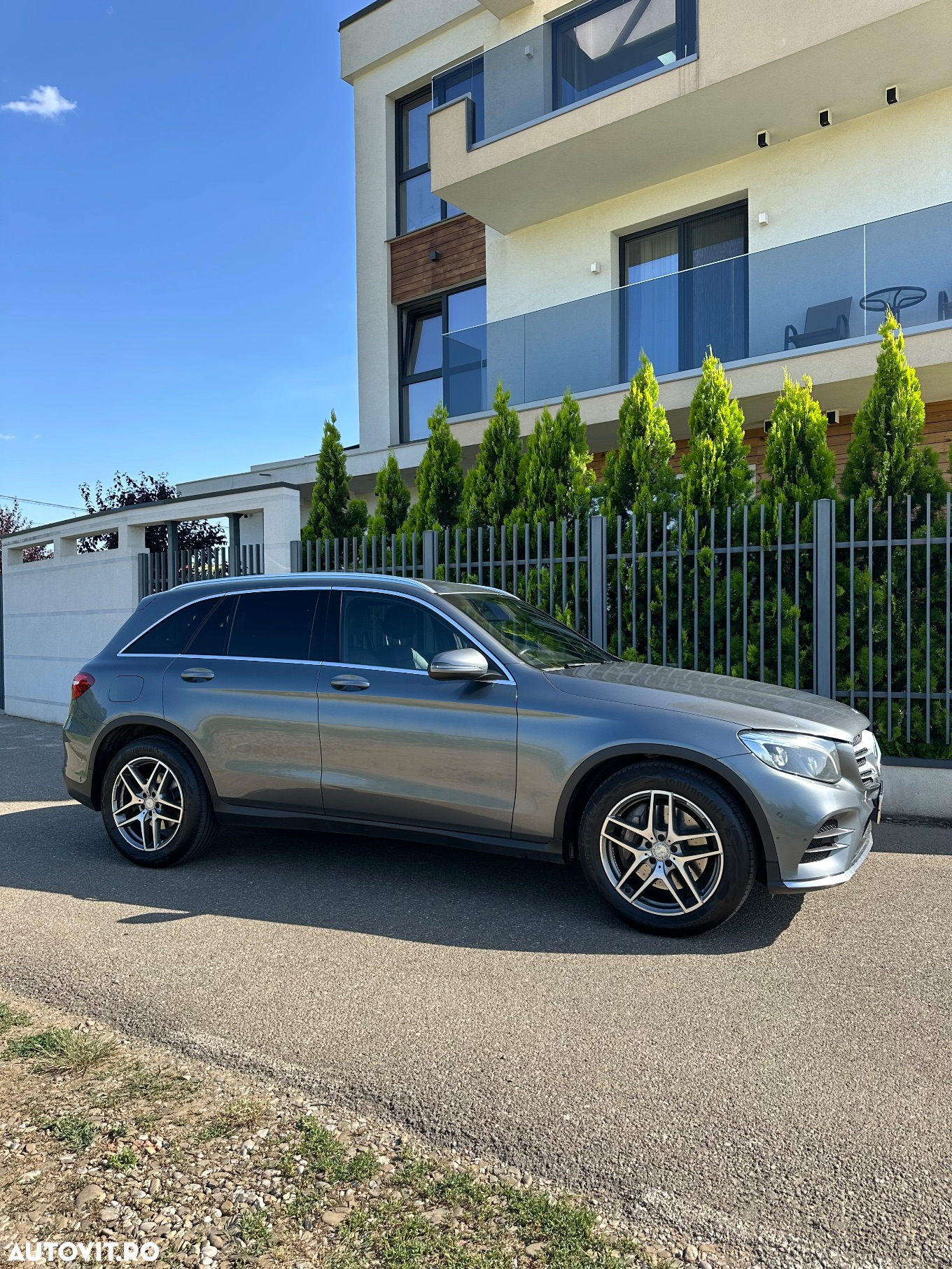 Mercedes-Benz GLC 220 d 4Matic 9G-TRONIC AMG Line - 6