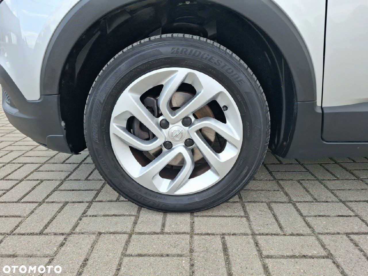 Opel Crossland X - 13