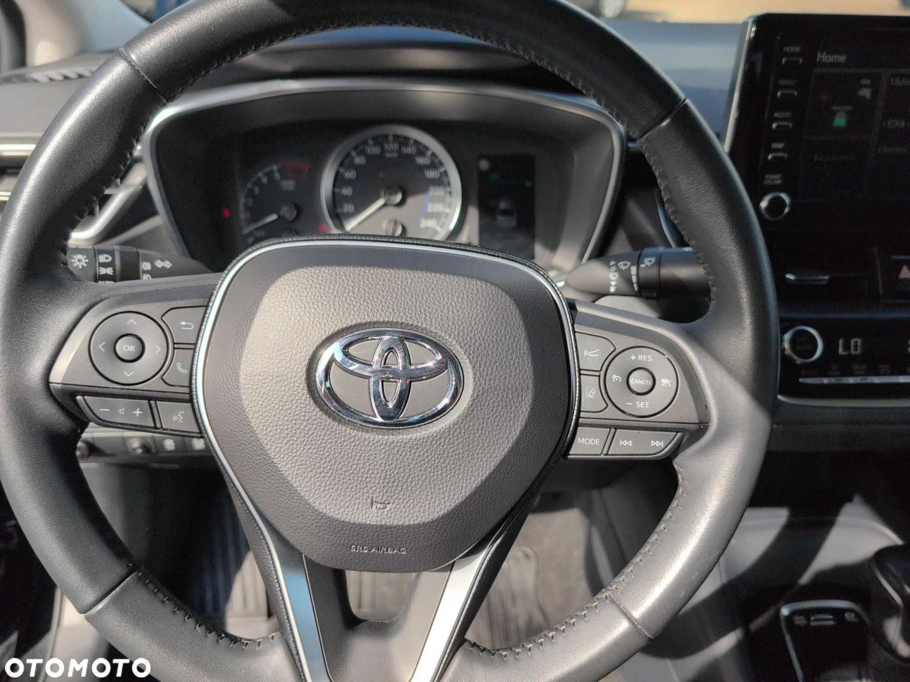 Toyota Corolla 1.8 Hybrid Comfort - 16