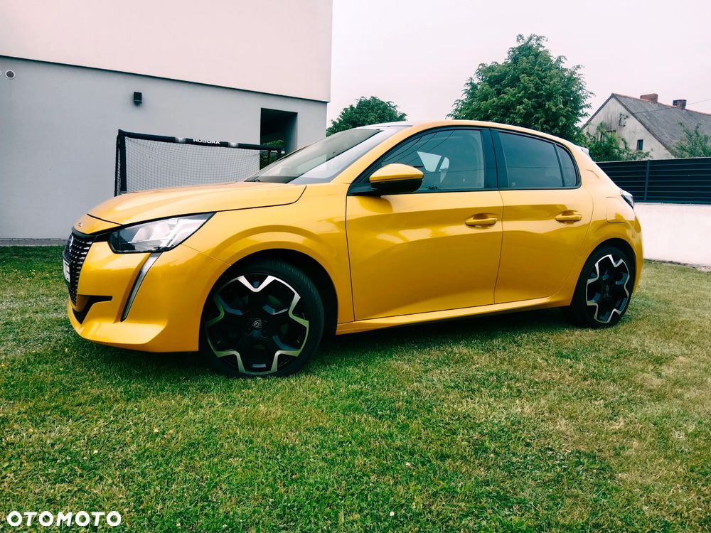 Peugeot 208 Benzin 100 Allure - 16