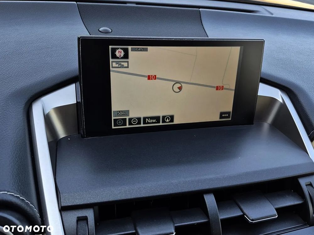 Lexus NX 300h Elite AWD - 17