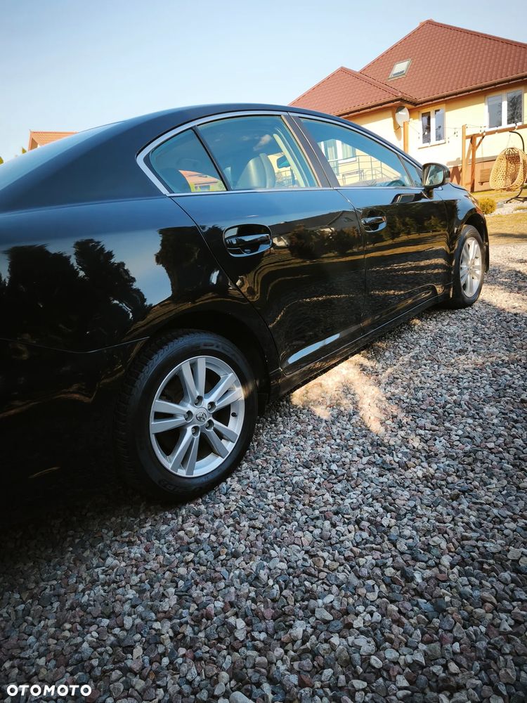 Toyota Avensis 2.0 D-4D Sol - 4