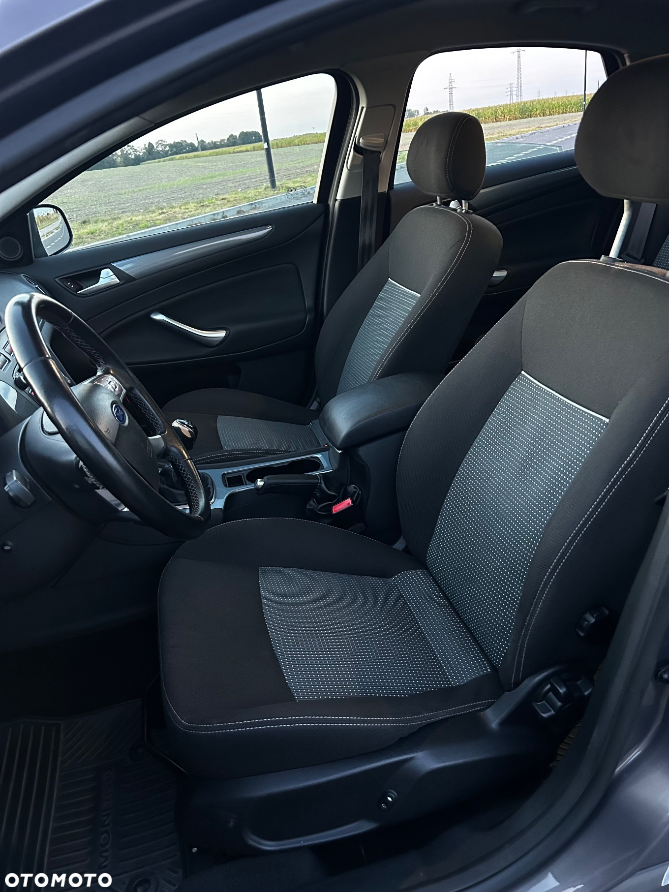 Ford Mondeo 1.6 TDCi Trend - 19